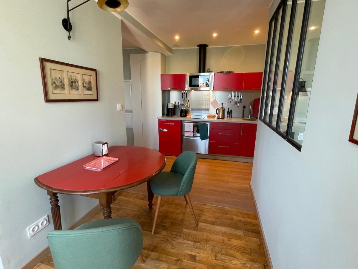 Mignon: Cozy Elevated Apartment in Historic Toulon Exterior photo