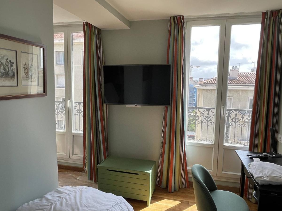 Mignon: Cozy Elevated Apartment in Historic Toulon Exterior photo