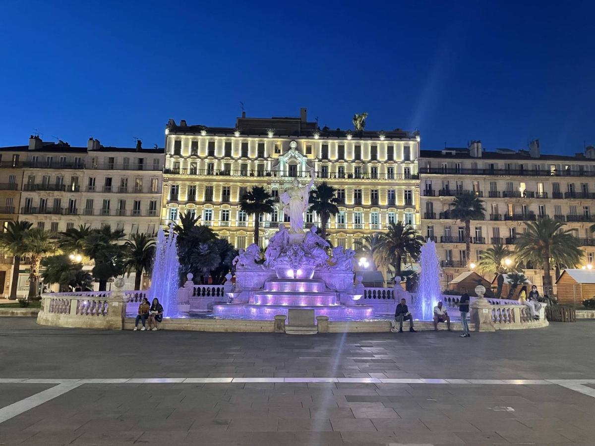Mignon: Cozy Elevated Apartment in Historic Toulon Exterior photo