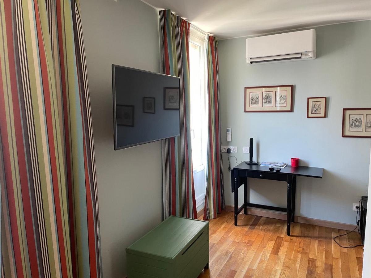 Mignon: Cozy Elevated Apartment in Historic Toulon Exterior photo