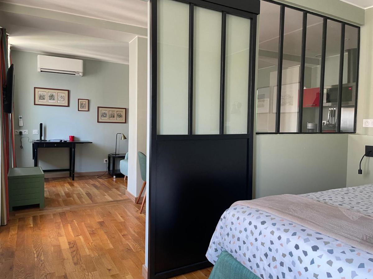 Mignon: Cozy Elevated Apartment in Historic Toulon Exterior photo