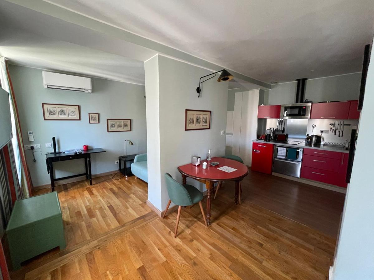 Mignon: Cozy Elevated Apartment in Historic Toulon Exterior photo