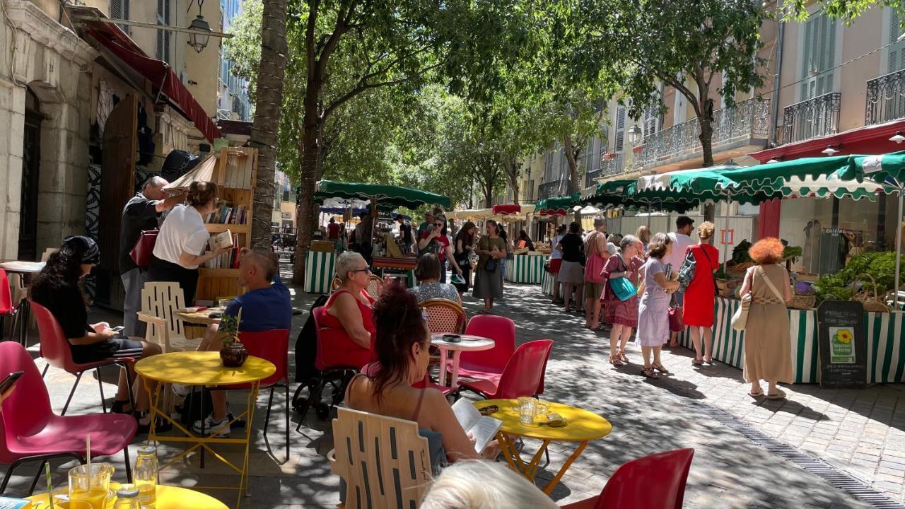 Mignon: Cozy Elevated Apartment in Historic Toulon Exterior photo
